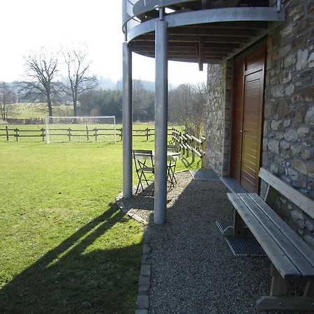 Modern In With Private Garden *